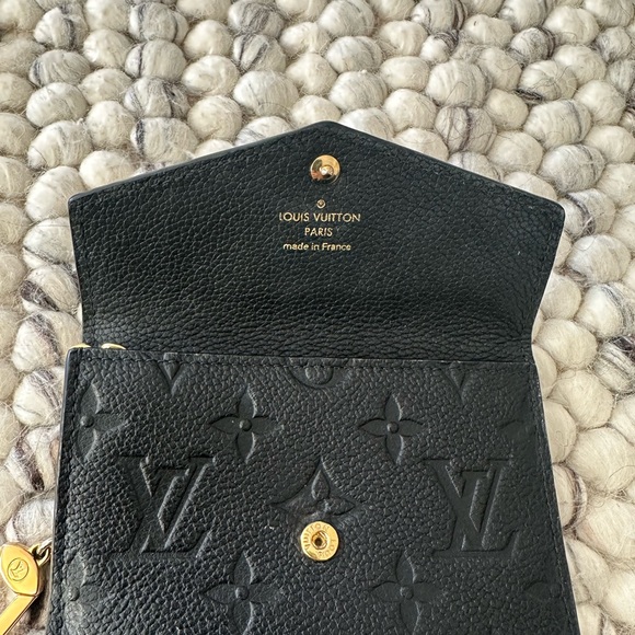 LV black leather authentic Empriente Key Pouch - Picture 4 of 9
